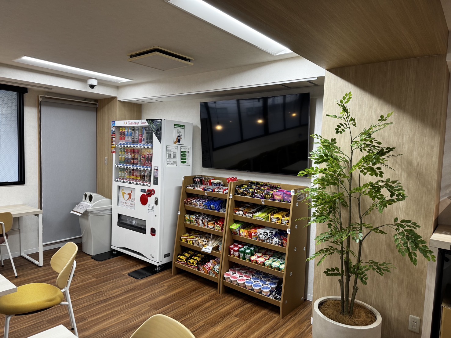 アールケイエンタープライズ　本社休憩室新設