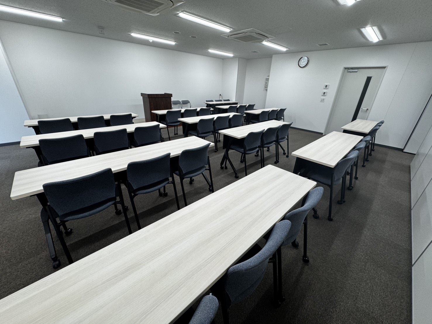 紅梅組　応接会議室/多目的会議室　什器更新